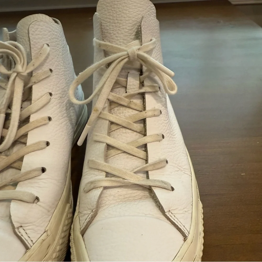 Converse Prime High Top Leather Sneaker White Womens 7 , Men’s 5